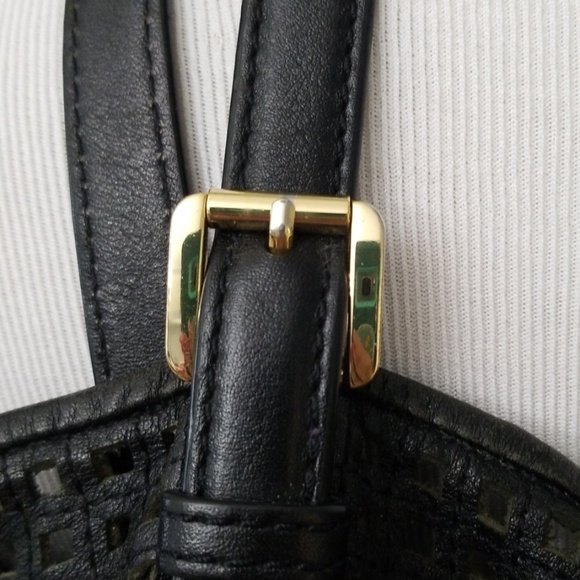 Michael Kors perforated bag - Picture 3 of 8